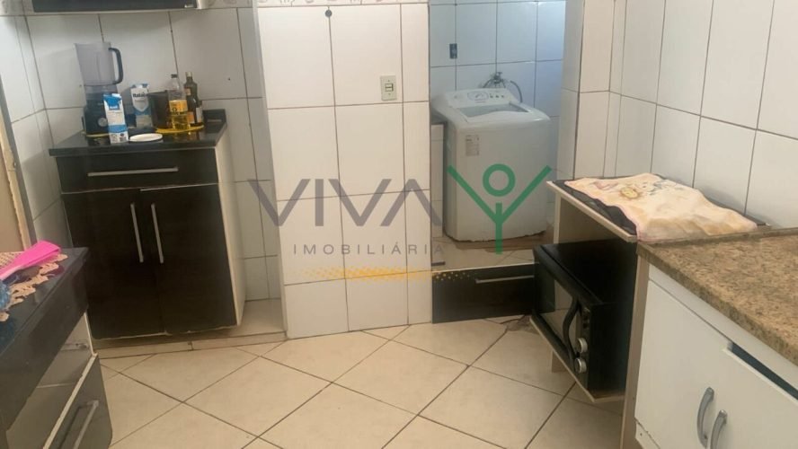 VV100011