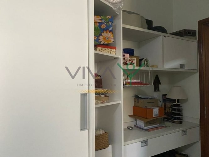 VV214021