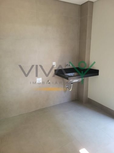 VV35027