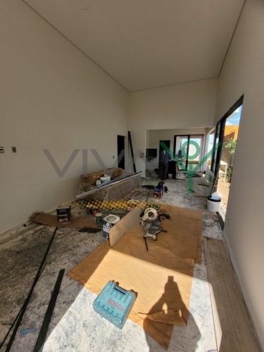 VV36002