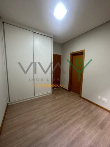 VV39022