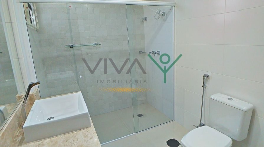 VV8004